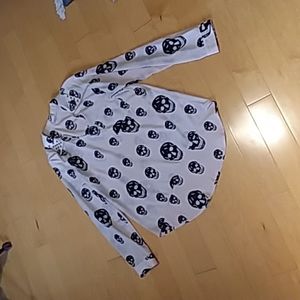 Buffalo david bitton long sleeve studded johnny collar skull print blouse